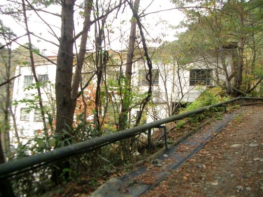 ラサ工業田老鉱山跡【田老鉱山】 第二巻鉱山事務所(?)