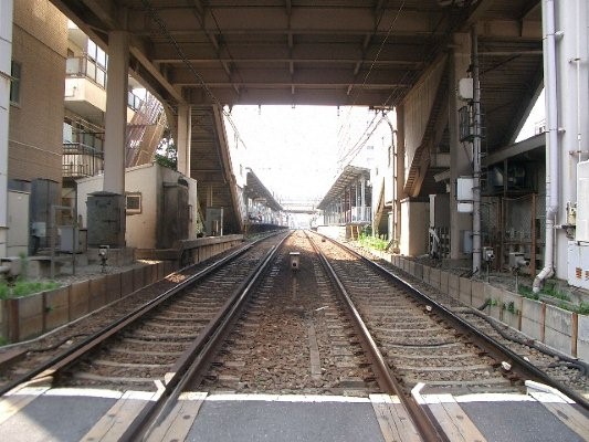 京浜急行電鉄空港線旧線【穴守稲荷～羽田空港(初代)】穴守稲荷駅を蒲田方面に望む