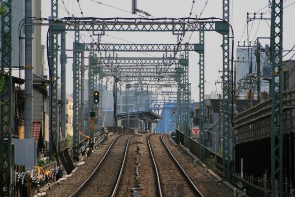 京浜急行電鉄本線旧線【六郷土手～京急川崎】旧線区間北端より現在線(六郷土手方面)を望む