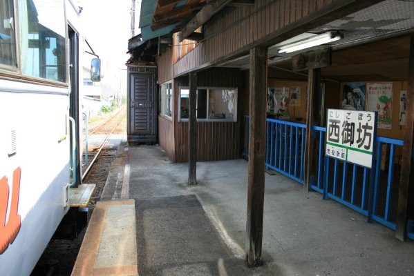 紀州鉄道紀州鉄道線廃止区間【西御坊～日高川】 第一巻西御坊駅プラットフォーム(御坊方面を望む)