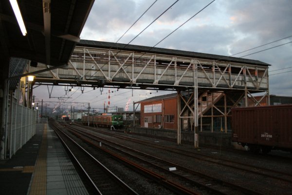 岳南鉄道【吉原駅】跨線橋古レール全景