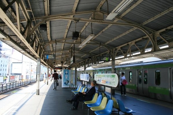 JR 東日本東海道本線【新橋駅】古レール全景