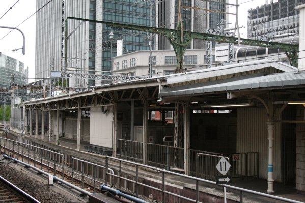 JR 東日本東海道本線【東京駅】古レール全景