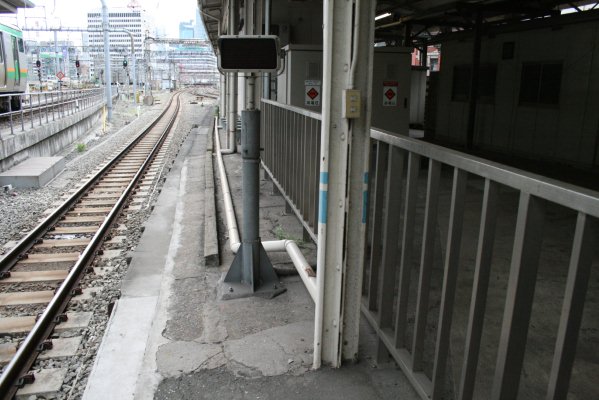 JR 東日本東海道本線【東京駅】古レール架構