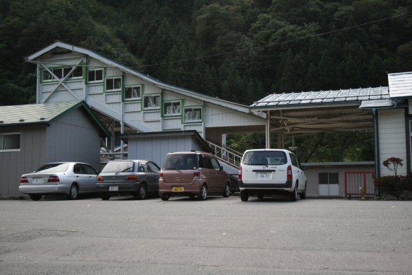 JR 東日本山田線【茂市駅】跨線橋古レール全景