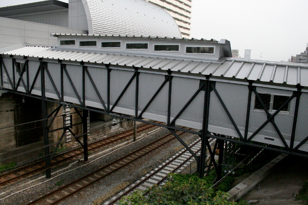 JR 東日本山手線【駒込駅】跨線橋古レール