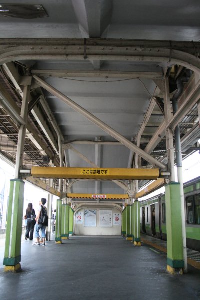 JR 東日本山手線【高田馬場駅】跨線橋古レール架構