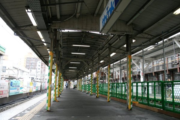 西武鉄道池袋線【石神井公園駅】跨線橋古レール架構