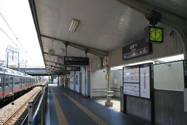 東京急行電鉄東急多摩川線【沼部駅】古レール全景(ホーム上屋)