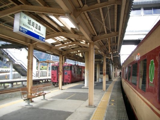 鉄道構造物 JR 西日本山陰本線(鎧～餘部)【余部橋梁】 第一巻城崎温泉駅キハ 47