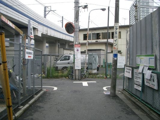 東京急行電鉄砧線跡【二子玉川園～砧本村】旧二子玉川園付近