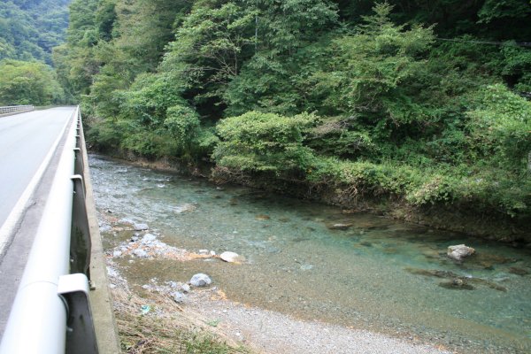 国道 106 号線旧道【天滝橋付近】天滝橋より望む